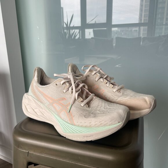 ASICS Novablast 4 - Picture 5 of 5